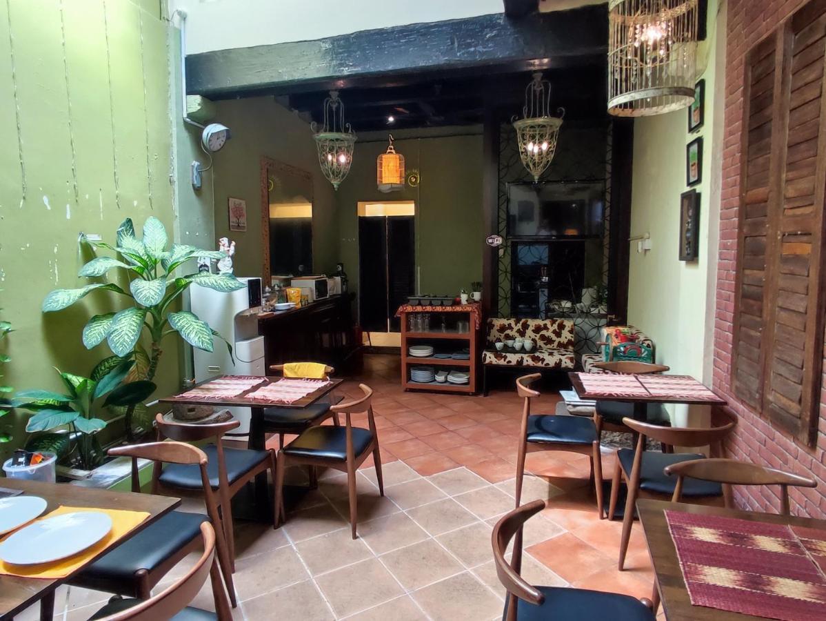 Cintra House Hotel George Town Bagian luar foto