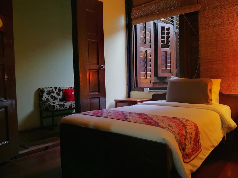 Cintra House Hotel George Town Bagian luar foto