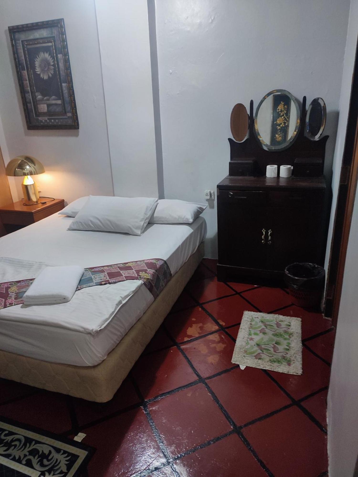 Cintra House Hotel George Town Bagian luar foto
